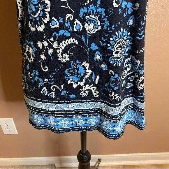 Loft blue and white paisley top - Picture 3 of 6